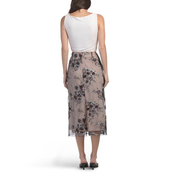 ULTRA PINK Mauve Mesh Skirt With Multi Embroidered Sequin Florals - Picture 2 of 2